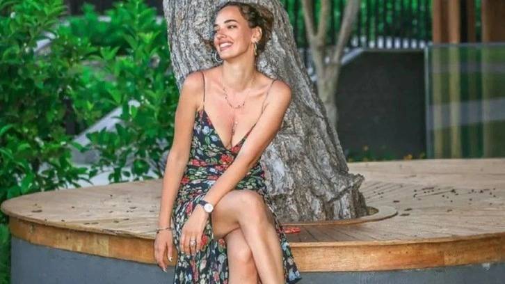 Seda Bakan "Kimsenin günahını almamıştım" diyerek açıkladı: İnşallah eli ayağına dolaşır 7